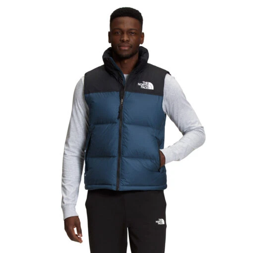 The North Face Men's 1996 Retro Nuptse Vest -Outdoor Gear Shop NF0A3JQQ HDC hero