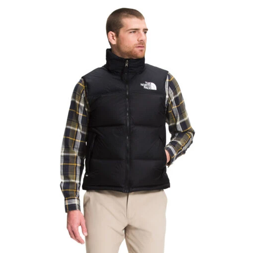 The North Face Men's 1996 Retro Nuptse Vest -Outdoor Gear Shop NF0A3JQQ LE4 hero