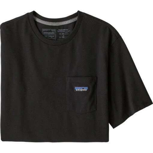 Patagonia Men's P-6 Label Pocket Responsibili-Tee -Outdoor Gear Shop WBS21 37406 BLK d147bd13 aef2 4bbc b227 d18576435ee6