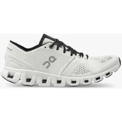 On Running Women's Cloud X -Outdoor Gear Shop cloud x 2 fw20 white black w g1 1